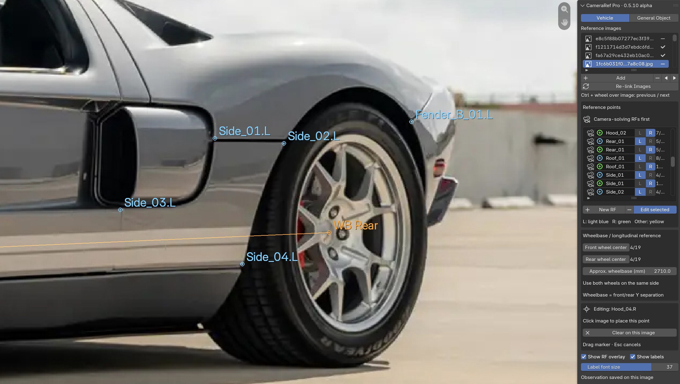 銀色のスポーツカーの側面写真に、Side_01_Lなどの名前付きの参照点が打たれている画面